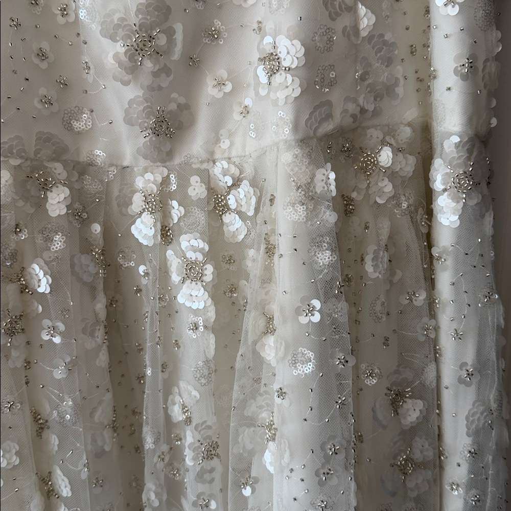 JessaKae White Floral Appliqué Square Neck Wedding Gown - Picture 7 of 7